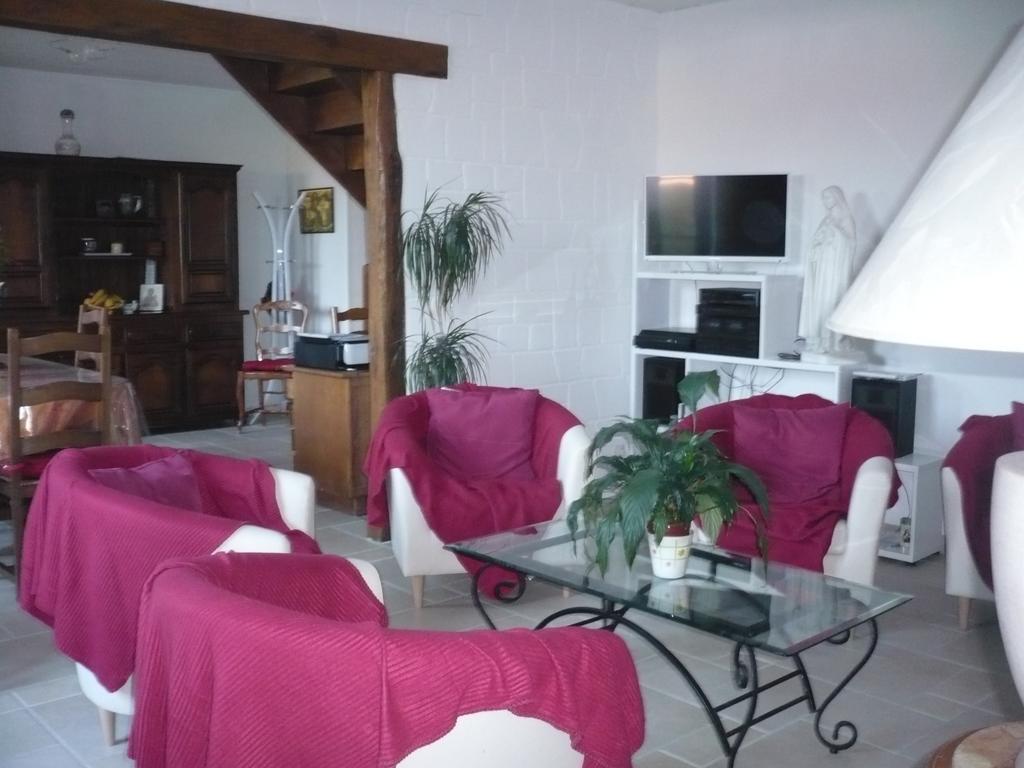 Chambres D'Hotes Anne-Marie Châtillon-sur-Indre Exteriör bild